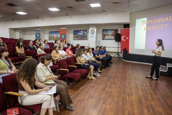 Diyarbakır Büyükşehir Belediyesi Yöneticilerine Toplumsal Cinsiyet Eğitimi Verildi