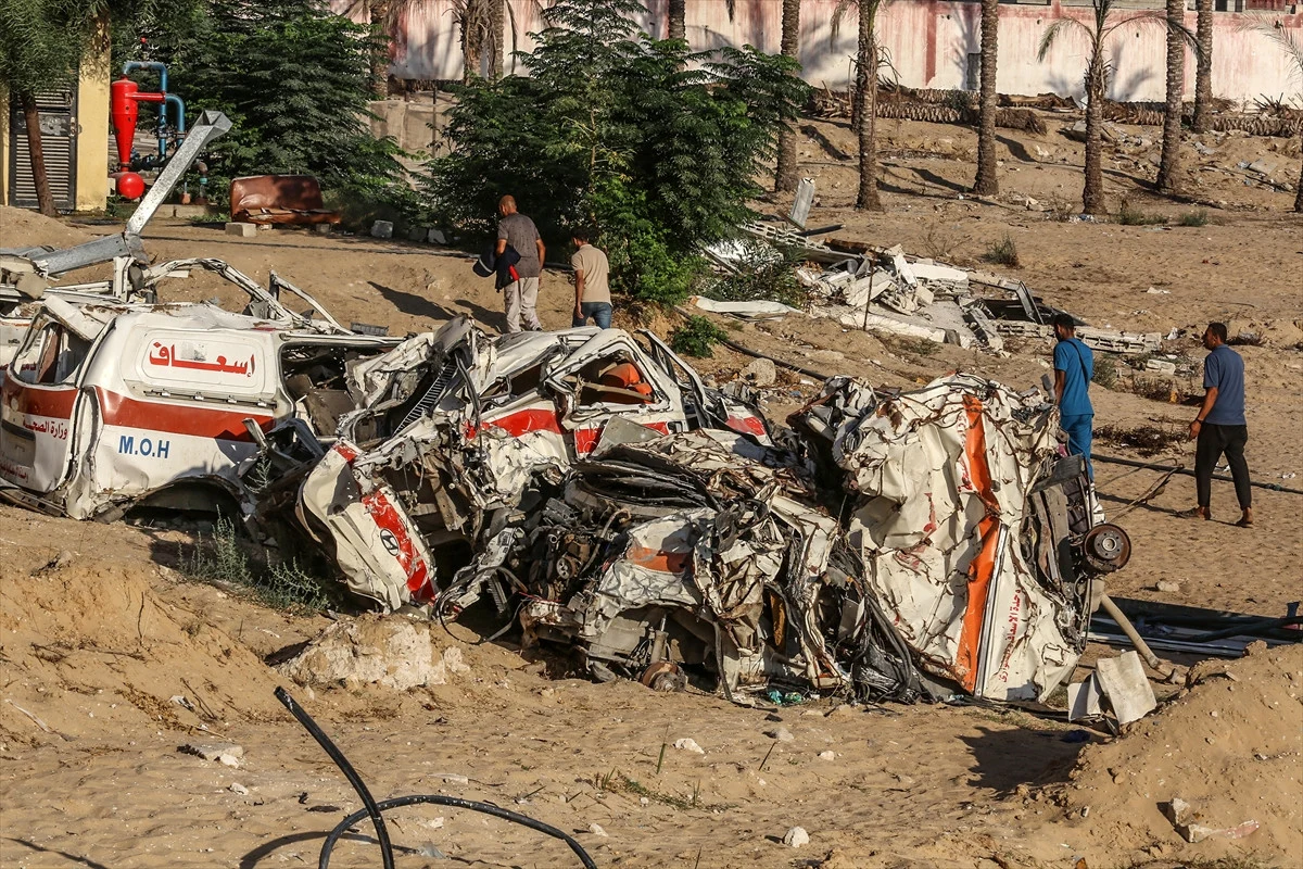 Gazze'ye bomba yağdıran İsrail ambulansları kullanılamaz hale getirdi