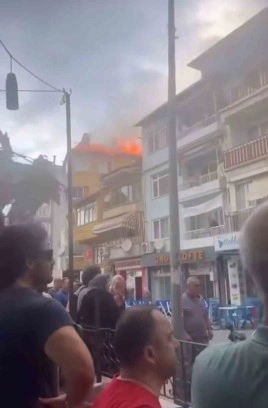 Gemlik’te Çatı Katında Yangın Çıktı