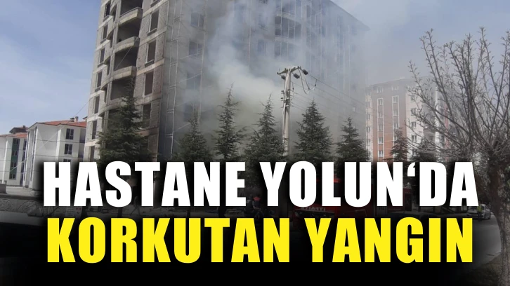 Hastane Yolunda yangın! İnşaat malzemeleri tutuştu