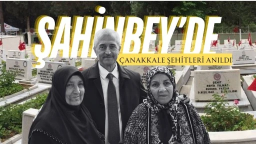 Şahinbey Belediye Başkanı Mehmet Tahmazoğlu Çanakkale Zaferi’nin 110’uncu yıl dönümünde Gaziantep Valisi Kemal Çeber ile birlikte Yeşilkent Mezarlığı&amp;#39;ndaki Şehitliği ziyaret ederek dualar okudu.